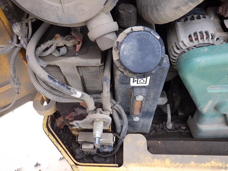 volvo-mct135c-image-10