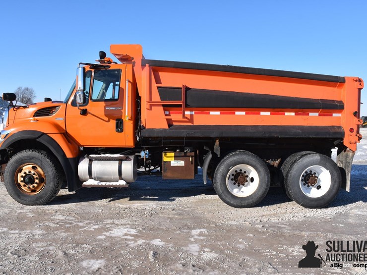 2009-international-7400-image-8