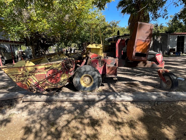 #3653-•-new-holland-swather-image-7