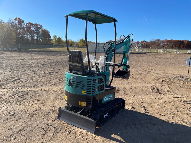 #9262-•-unused-2025-cfg-mini-excavator-image-3