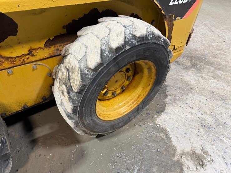 caterpillar-226b3-image-13