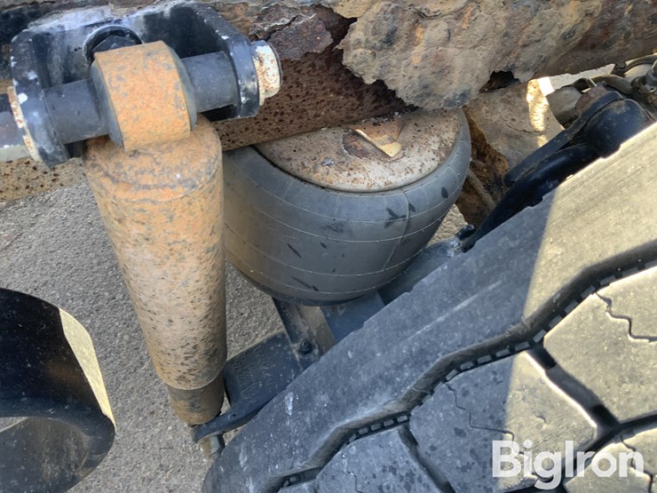 2014-peterbilt-579-image-17