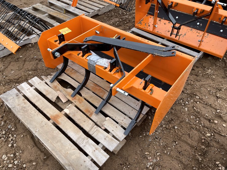 #2088-•-unused-2025-wolverine-square-scraper-attachment-image-2