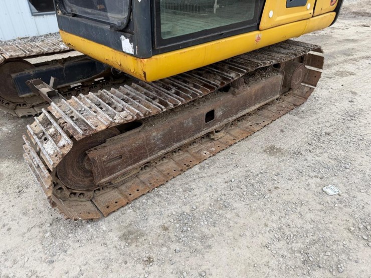 komatsu-pc70-image-10