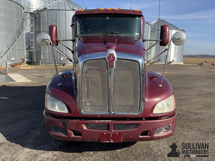 kenworth-t660-image-2