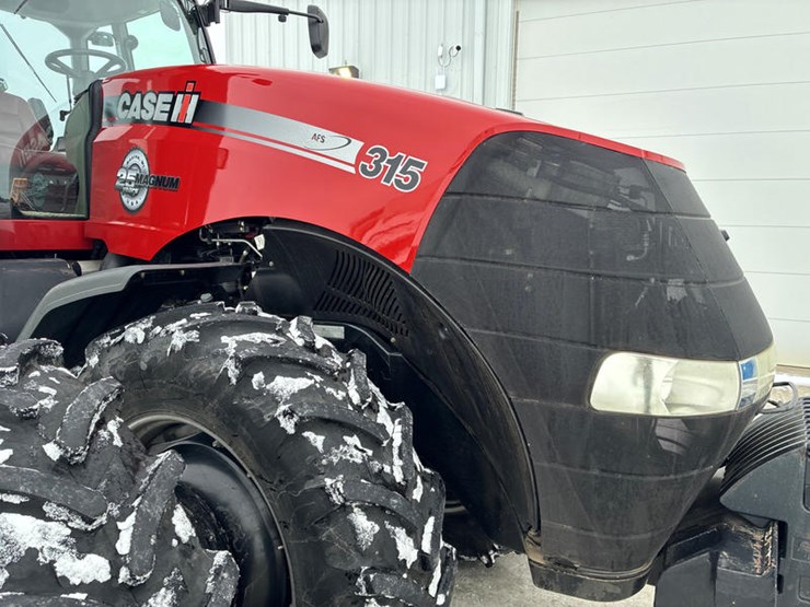 case-ih-magnum-315-image-16
