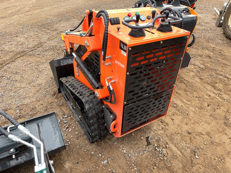 #9238-•-unused-2025-landhero-mini-skid-steer-loader-image-2