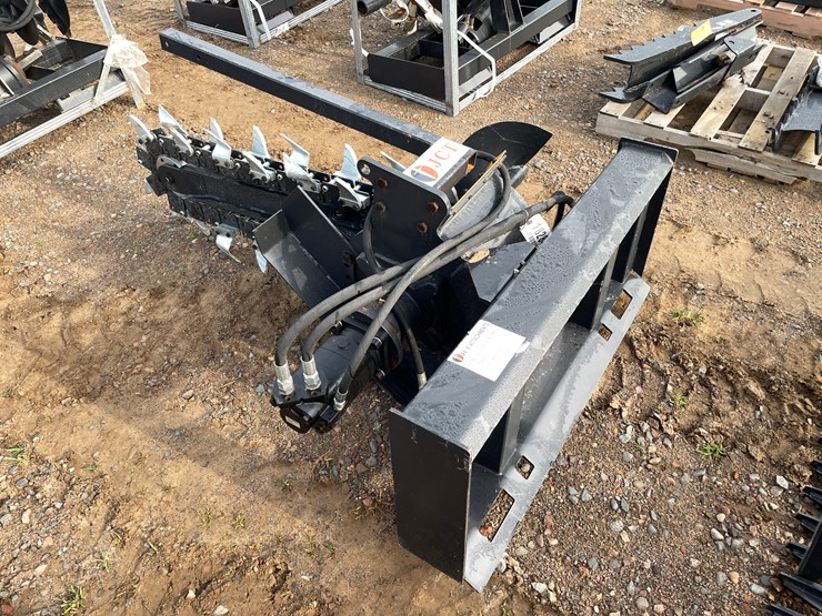 #2000-•-trencher-attachments-image-2