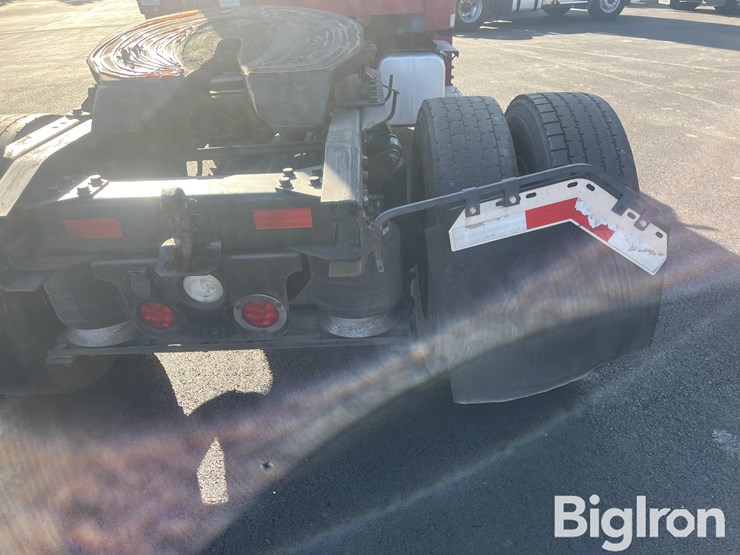 freightliner-m2-106-image-19