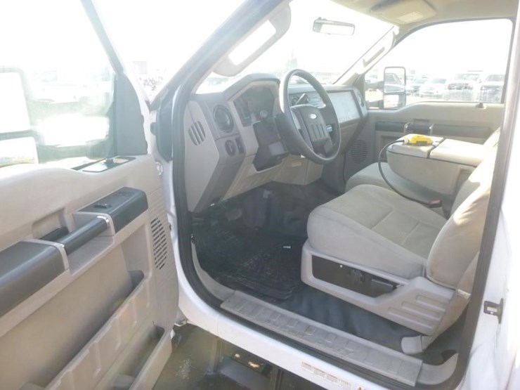 2008-ford-f450-image-11