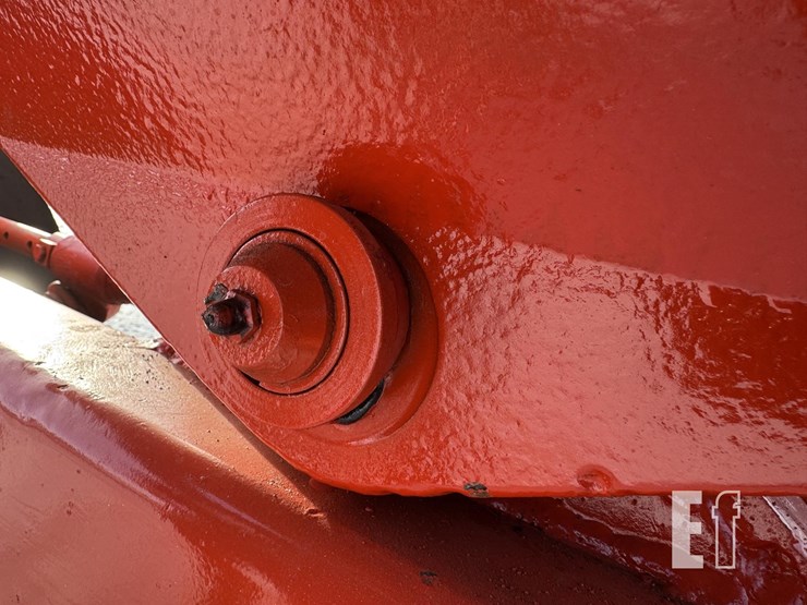 j-i-case-2290-image-25