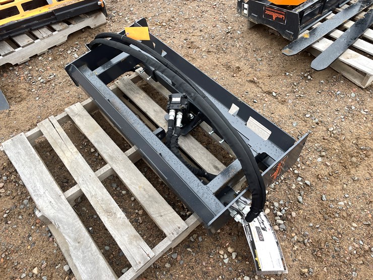 #2062-•-unused-2025-landhonor-skid-steer-3-point-hitch-adapter-attachment-image-3