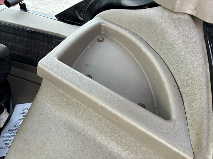 2006-case-ih-mxu130-image-71