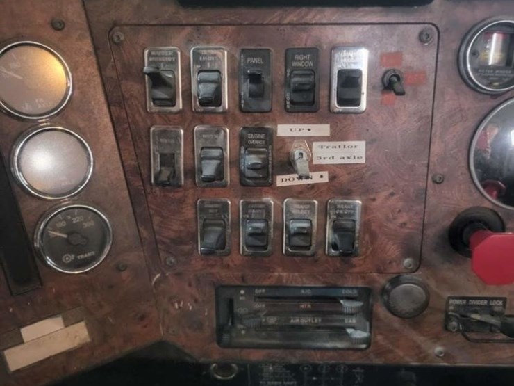 1997-international-9300-image-21