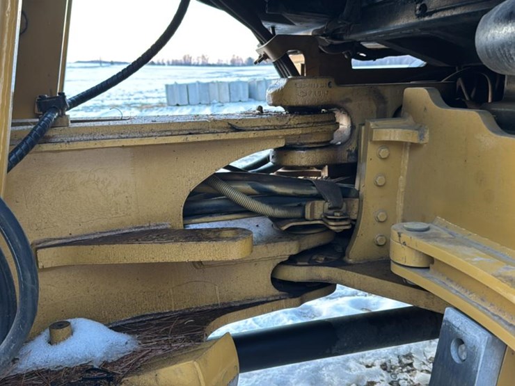 caterpillar-908h-image-22