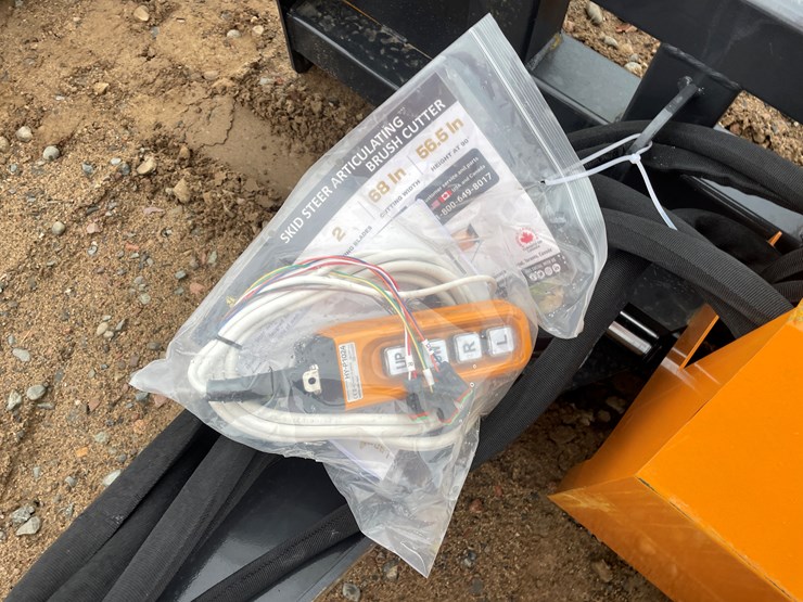 #2074-•-unused-2025-landhonor-articulating-brush-cutter-attachment-image-5