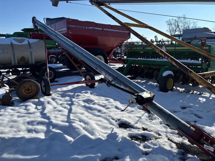 hutchinson-8x33-image-1