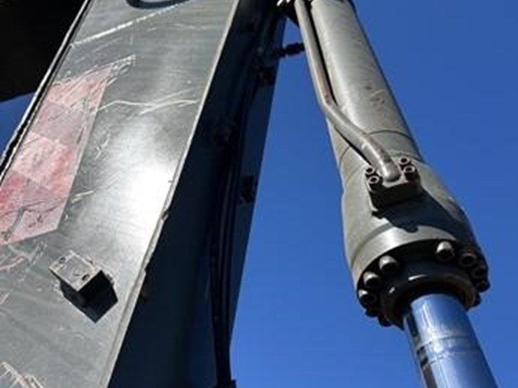 volvo-ec210c-lc-image-18