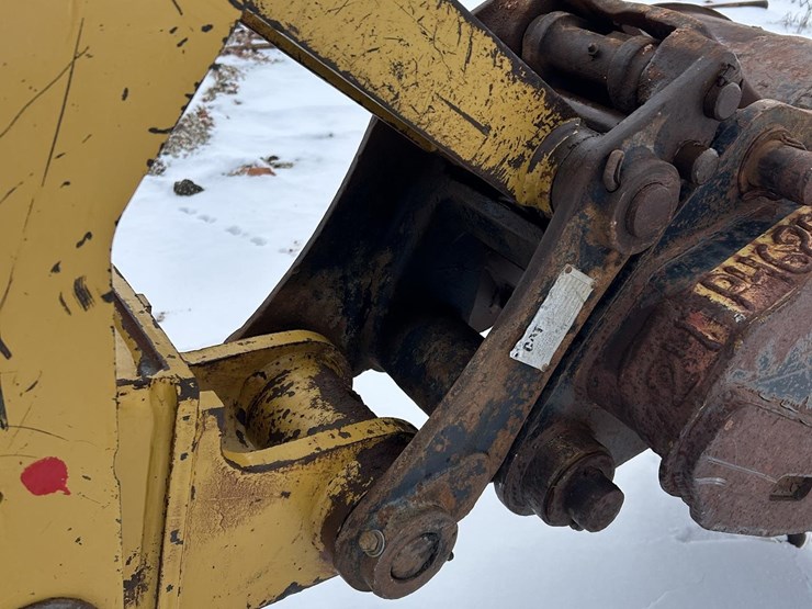 caterpillar-420e-image-85