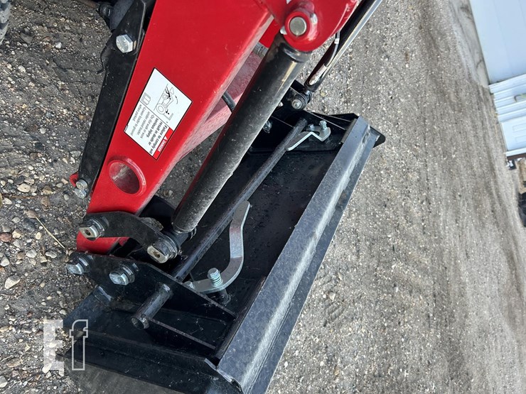 2023-case-ih-farmall-25sc-image-31