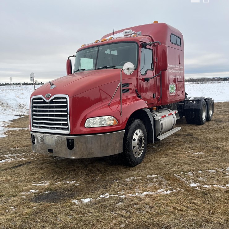 2006 MACK VISION CXN613