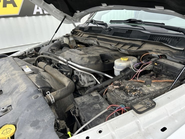 2018-dodge-2500-image-35