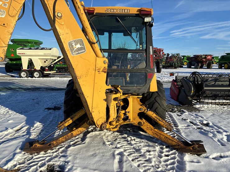 john-deere-310d-image-6