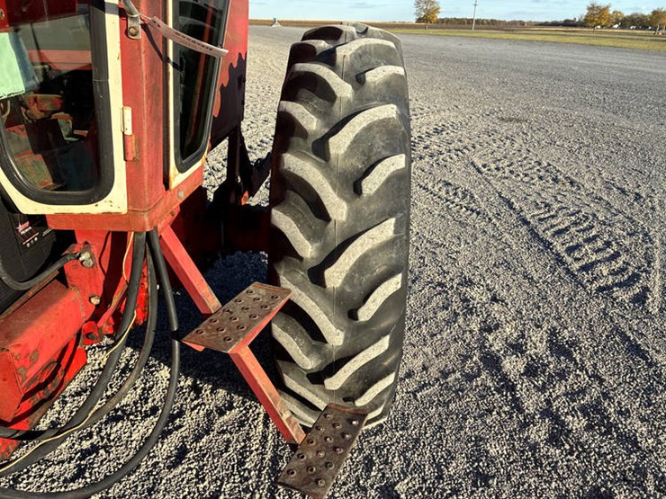 case-ih-100-image-37