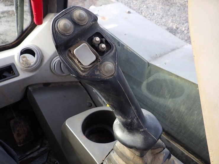 volvo-mct135c-image-29