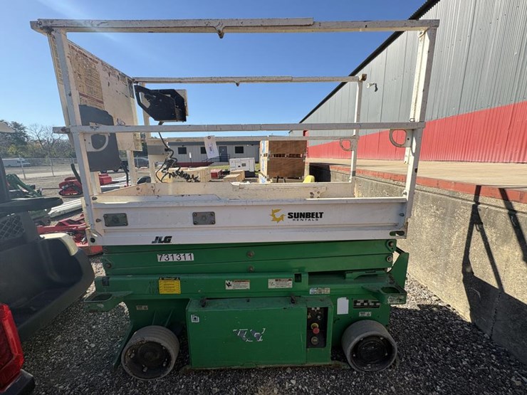 2015-jlg-1932rs-image-1