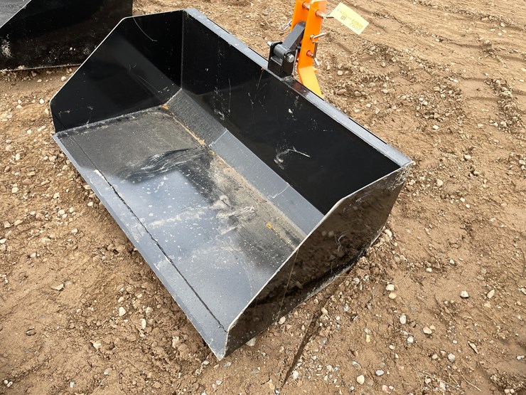 #2092-•-unused-2025-wolverine-trip-scoop-attachment-image-3