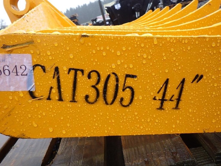 caterpillar-305-image-5