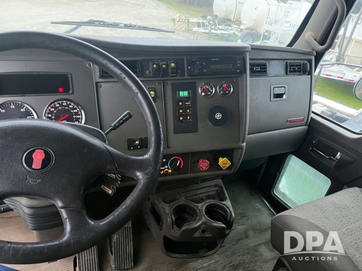 kenworth-t370-image-17