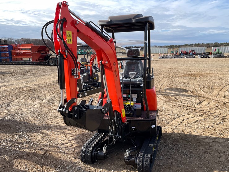 #9207-•-2025-unused-cfg-mini-excavator-image-1