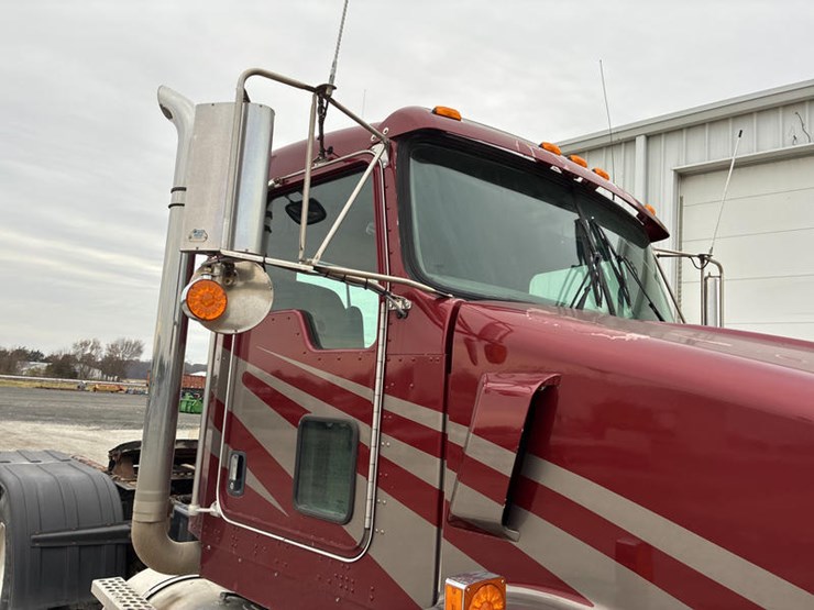 kenworth-t800-image-13