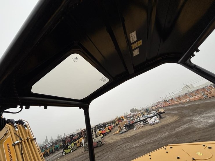 caterpillar-305cr-image-39