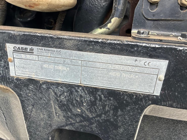 case-ih-magnum-190-image-2