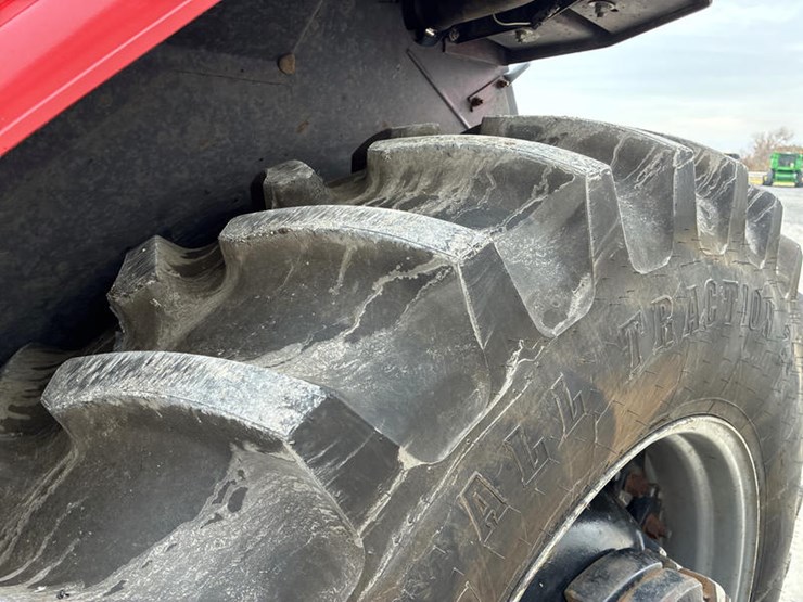 case-ih-7110-image-56