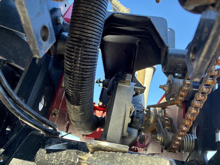 case-ih-1200-image-87