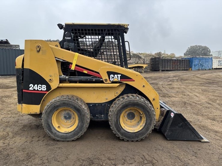 2006-caterpillar-246b-image-7