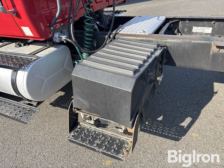 international-durastar-4400-image-13