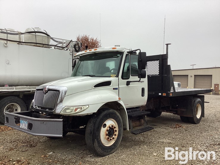 2013-international-durastar-4300-image-1