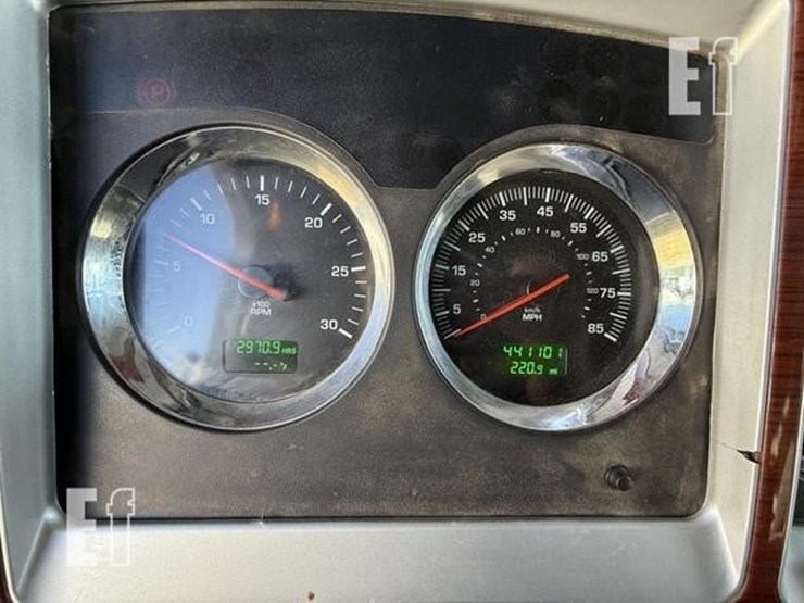 2008-kenworth-t800-image-32