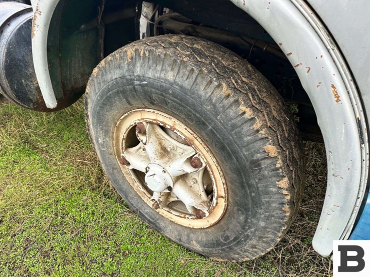 ford-tractor-image-25