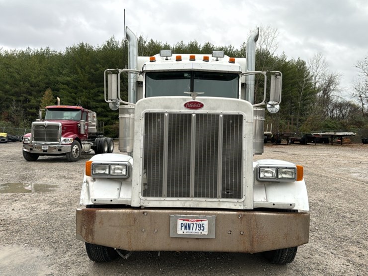 2006-peterbilt-379-image-8