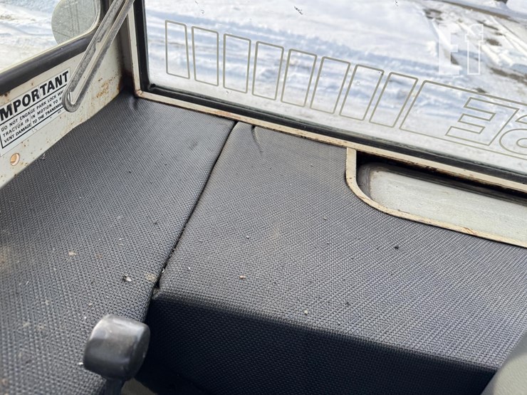 j-i-case-2290-image-60