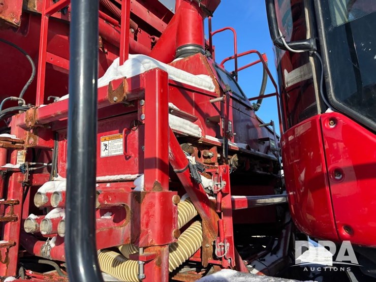 2015-case-ih-2015-image-40