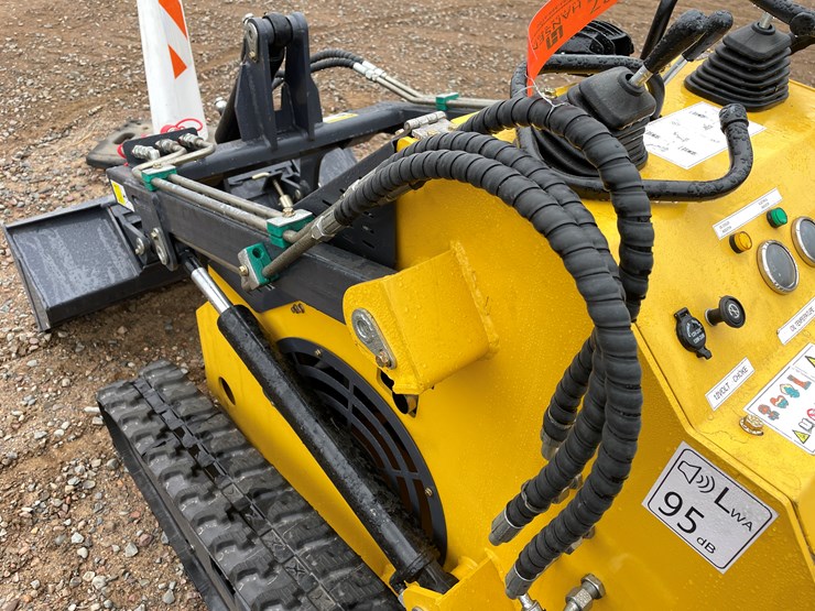 #9237-•-unused-2025-landhero-mini-skid-steer-loader-image-14