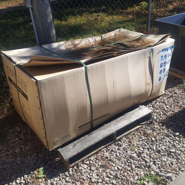 UNUSED ELECTRIC SCOOTER