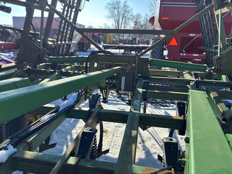 john-deere-726-image-48